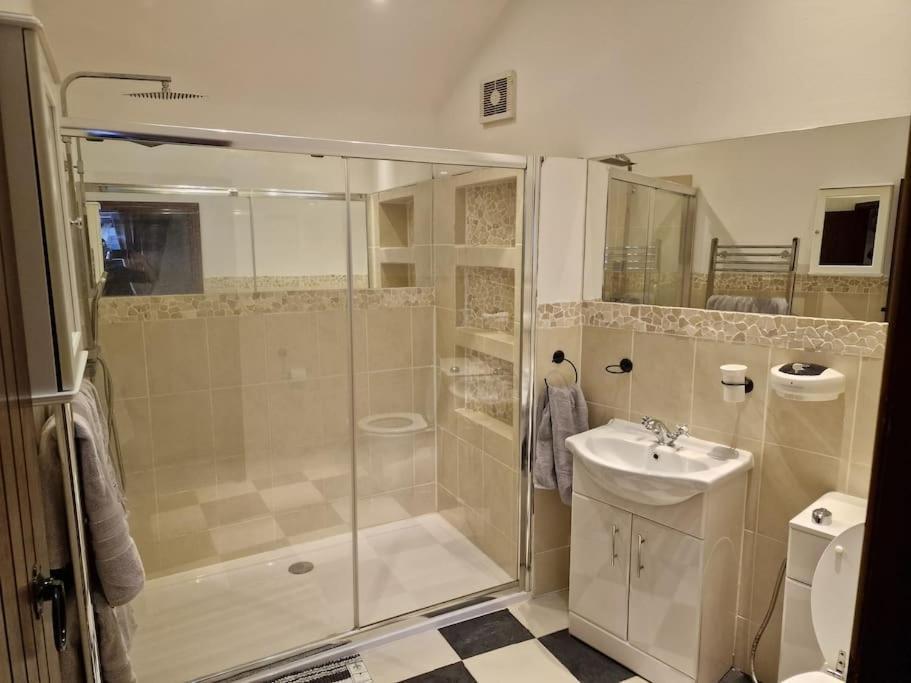 Joiners Arms - Studio Apartments Market Drayton Kültér fotó