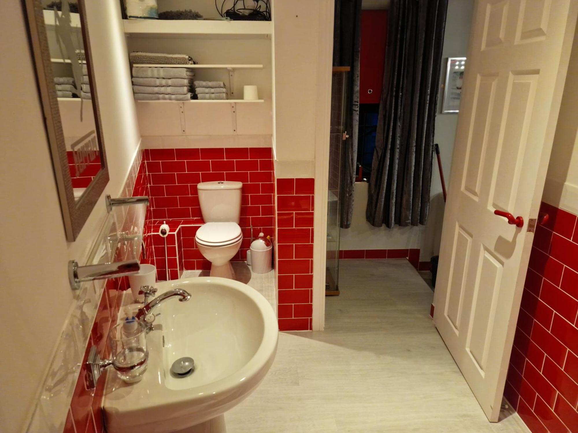 Joiners Arms - Studio Apartments Market Drayton Kültér fotó