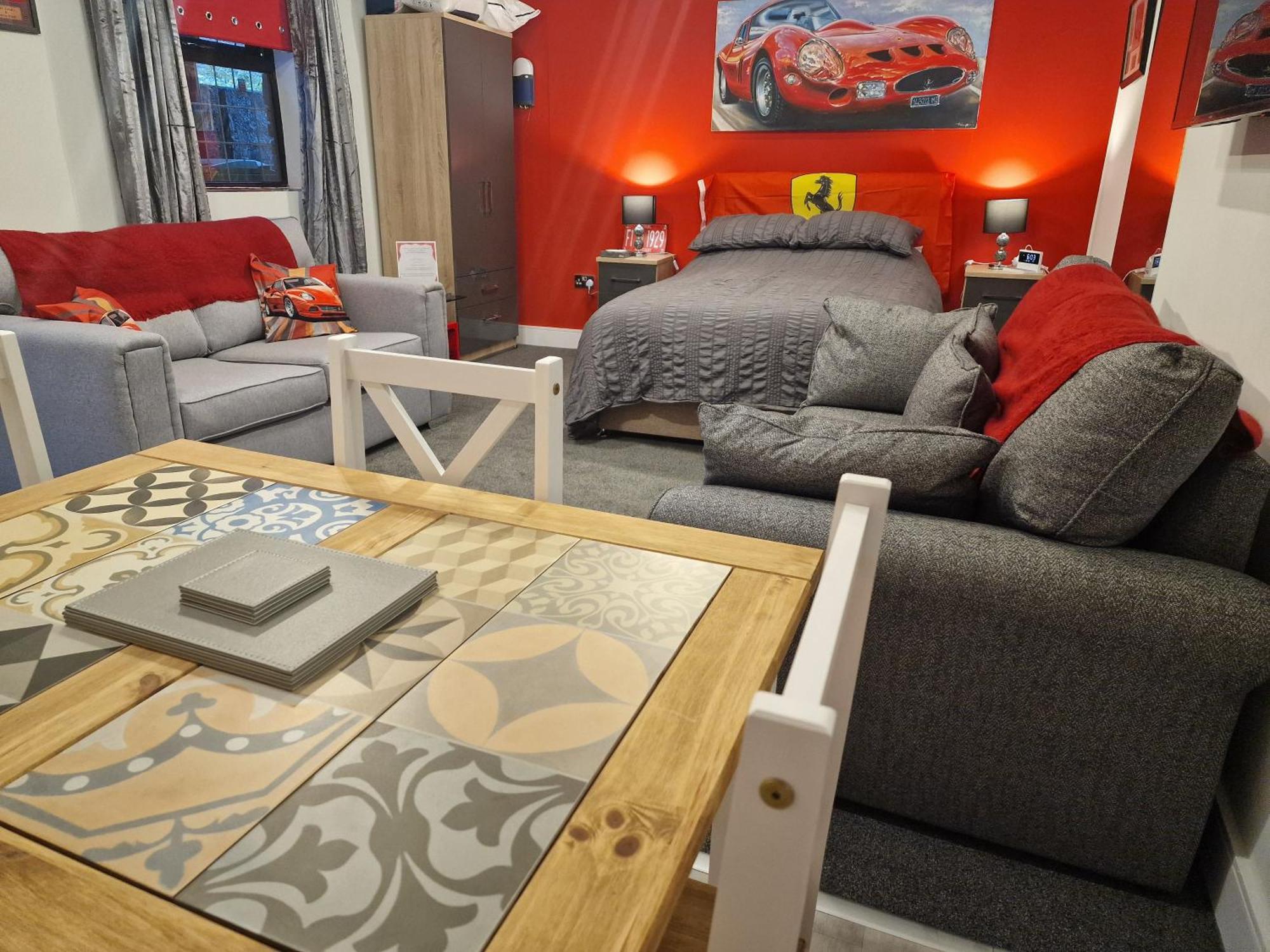 Joiners Arms - Studio Apartments Market Drayton Kültér fotó